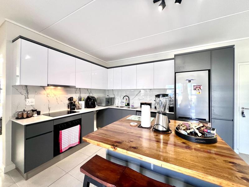To Let 2 Bedroom Property for Rent in The Huntsman Western Cape